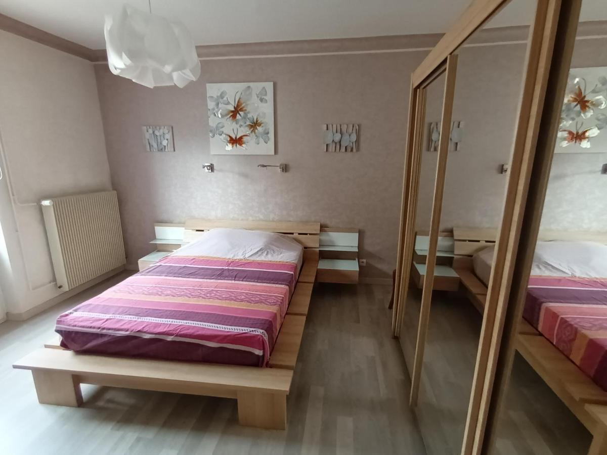 Logis Le 18 Rose Leilighet Strasbourg Eksteriør bilde